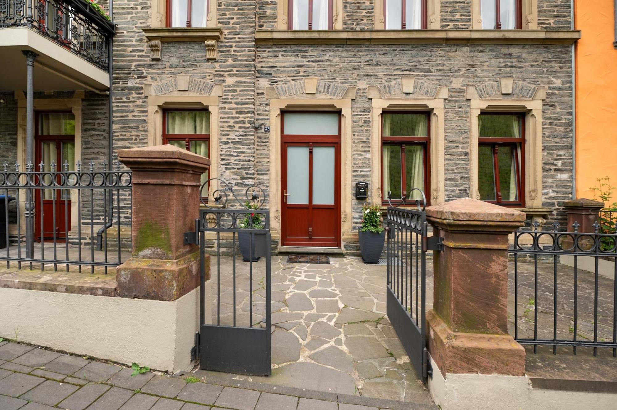 Alte Stadtvilla Am Weinberg 1 Traben-Trarbach Exterior photo